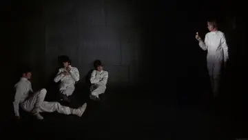 Backdrop to the movie "Head" #696708