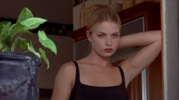 Backdrop to the movie "Poison Ivy: The New Seduction" #868311