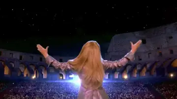 Backdrop to the movie "The Lizzie McGuire Movie" #900161