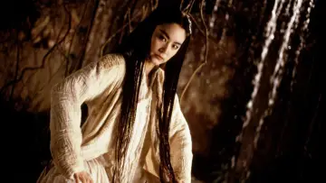 Backdrop to the movie "The Bride with White Hair" #945438