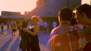 Backdrop to the movie "Beautiful Thing" #1032294