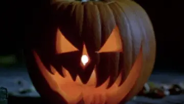 Backdrop to the movie "Halloween: The Curse of Michael Myers" #875238