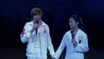 Backdrop to the movie "High School Musical" #649111
