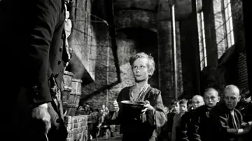 Backdrop to the movie "Oliver Twist" #745677