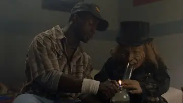 Backdrop to the movie "Leprechaun: Back 2 tha Hood" #1013032