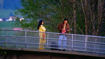 Backdrop to the movie "Dilwale Dulhania Le Jayenge" #749131