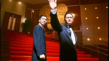 Backdrop to the movie "God of Gamblers