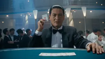 Backdrop to the movie "God of Gamblers