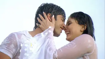 Backdrop to the movie "Chup Chup Ke" #1094724
