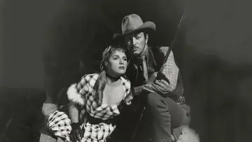 Backdrop to the movie "Westward the Women" #1064392