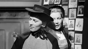 Backdrop to the movie "Westward the Women" #1064394