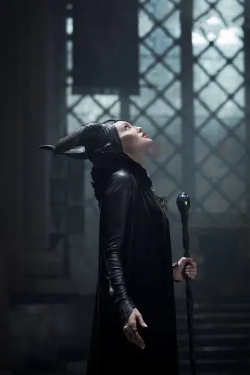 Poster to the movie "Maleficent" #834675