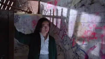 Backdrop to the movie "Violet Perfume: Nobody Hears You" #362432