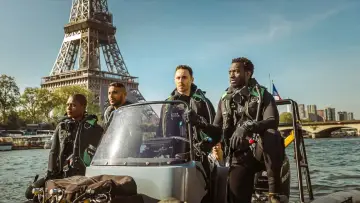 Backdrop to the movie "Under Paris" #595595