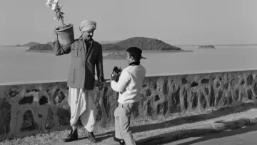 Backdrop to the movie "Heerer Prajapati" #1141959