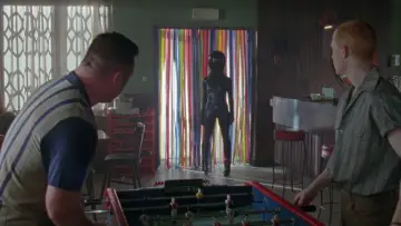 Backdrop to the movie "Reflection in a Dead Diamond" #558859