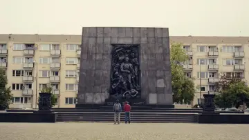 Backdrop to the movie "A Real Pain" #592761