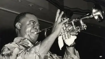 Backdrop to the movie "Louis Armstrong