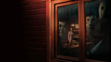 Backdrop to the movie "The Strangers: Chapter 1" #555804