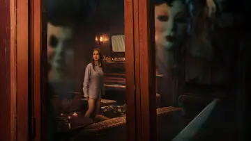 Backdrop to the movie "The Strangers: Chapter 1" #779792