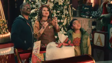 Backdrop to the movie "Candy Cane Lane" #972608