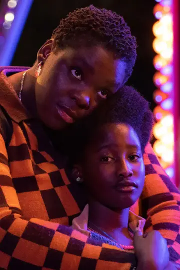 Poster to the movie "Girl" #744659