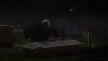 Backdrop to the movie "Handling the Undead" #608038