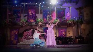 Backdrop to the movie "Encanto at the Hollywood Bowl" #319043