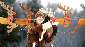 Backdrop to the movie "Prancer: A Christmas Tale" #1055107