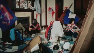 Backdrop to the movie "Bye Bye Love" #1138476