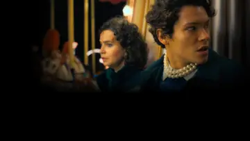 Backdrop to the movie "Carousel" #1003103