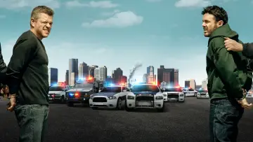 Backdrop to the movie "The Instigators" #616090