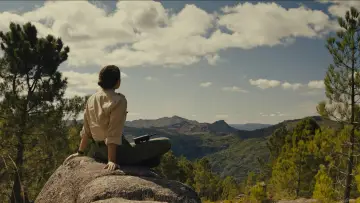 Backdrop to the movie "Lovely, Dark, and Deep" #1016672