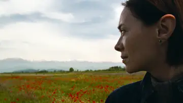 Backdrop to the movie "April" #982961