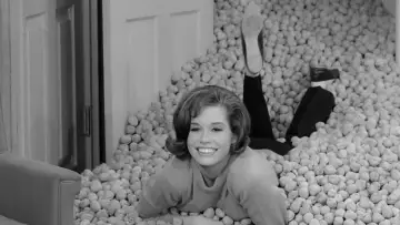 Backdrop to the movie "Being Mary Tyler Moore" #1651392