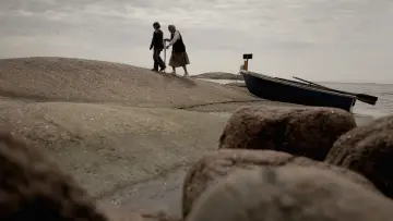 Backdrop to the movie "The Summer Book" #597410