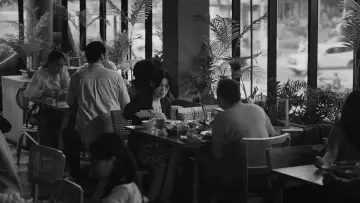 Backdrop to the movie "Falling in Love Like in Movies" #1073588