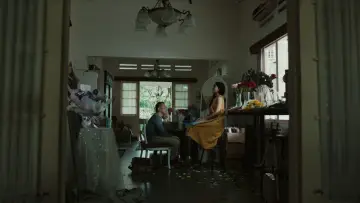 Backdrop to the movie "Falling in Love Like in Movies" #1073600