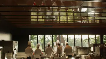 Backdrop to the movie "Menus-Plaisirs, les Troisgros" #411225