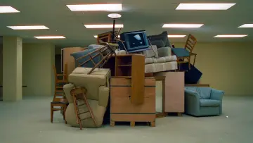 Backdrop to the movie "Backrooms" #814881
