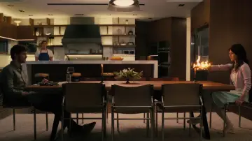 Backdrop to the movie "Companion" #549497