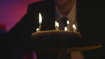 Backdrop to the movie "Birthday Complex" #1632435