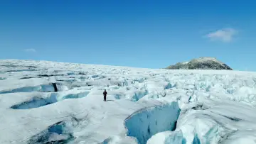 Backdrop to the movie "Songs of Earth" #192044