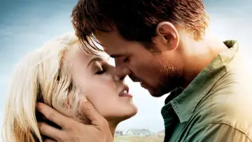 Backdrop to the movie "Safe Haven" #856145