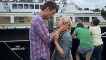Backdrop to the movie "Safe Haven" #856155