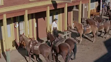 Backdrop to the movie "Wichita" #1569317