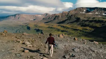 Backdrop to the movie "The Secret Life of Walter Mitty" #637297