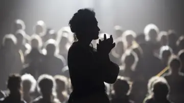 Backdrop to the movie "Olympe, une femme dans la Révolution" #1151576