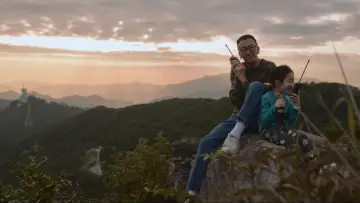 Backdrop to the movie "An Abandoned Team" #885108
