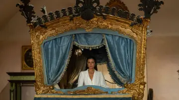 Backdrop to the movie "Parthenope" #599009